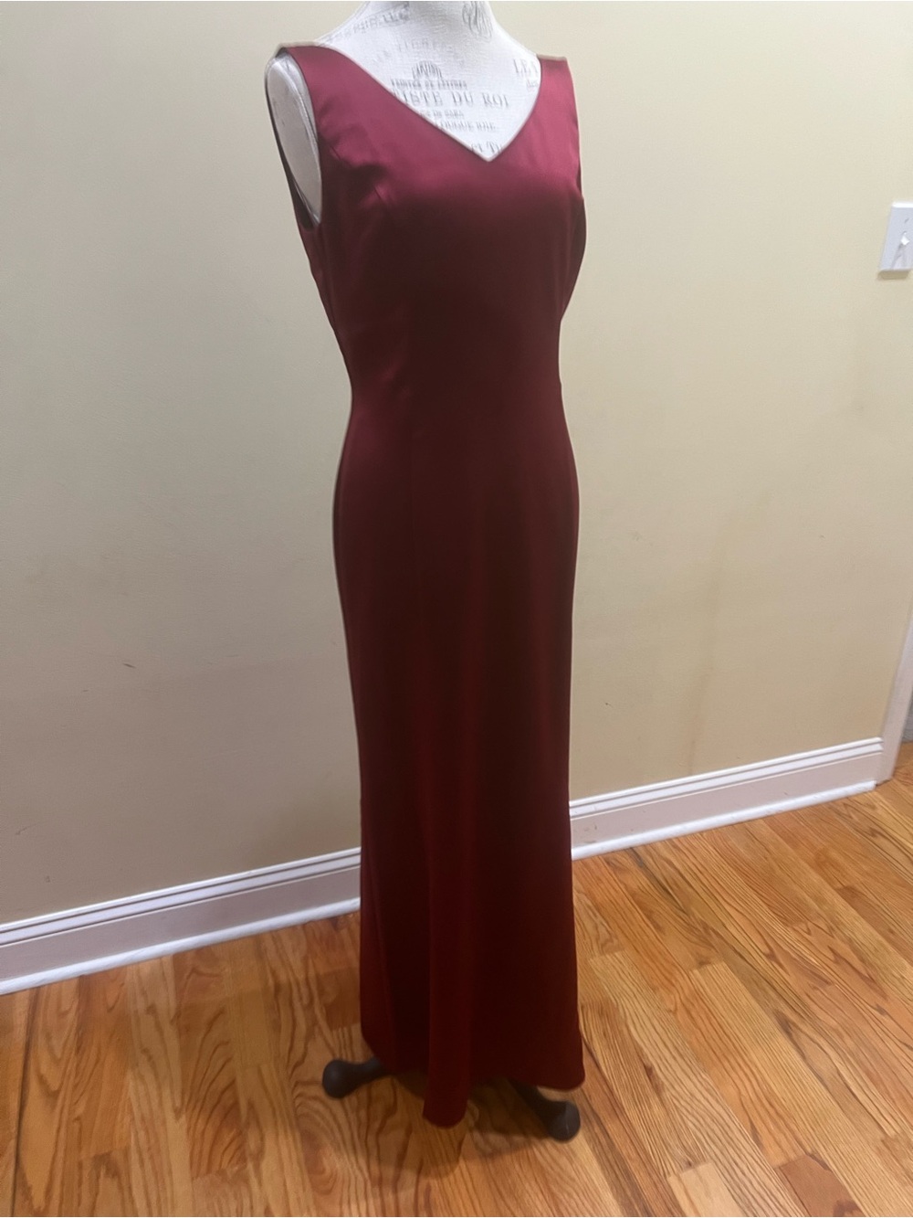 Ann Taylor Sleeveless Burgundy Maxi Gown